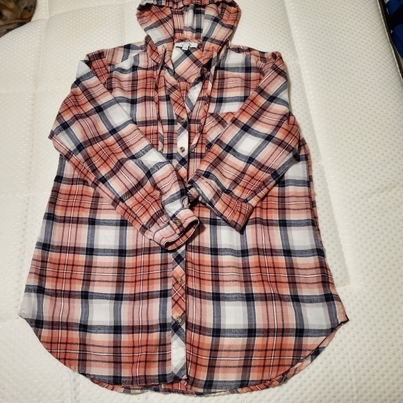 mySTYLE Plaid Flannel Button Down Shirt Hooded Oversized Long Sleeves Pink Blue - Picture 2 of 13
